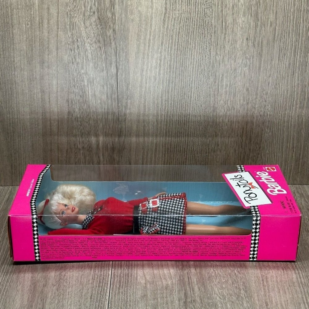 1997 Barbie Ponytails Fashion Doll AAFES Special Edition #18141 - Mattel - Picture 7 of 8